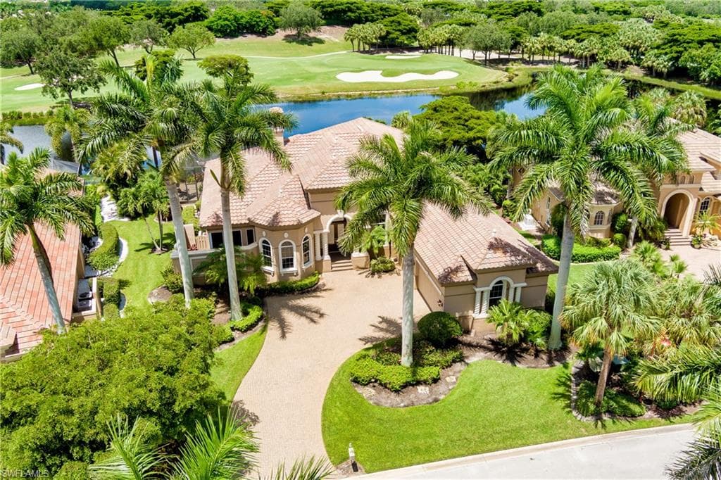 10521 Glen Lakes DR ESTERO, FL 34135