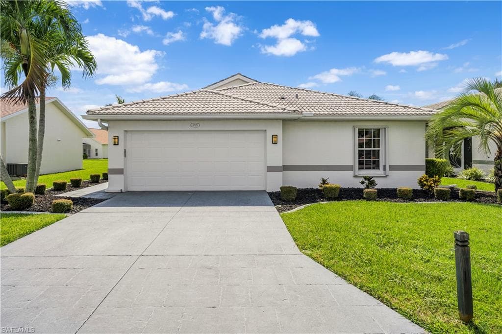 17525 Plumera LN NORTH FORT MYERS, FL 33917