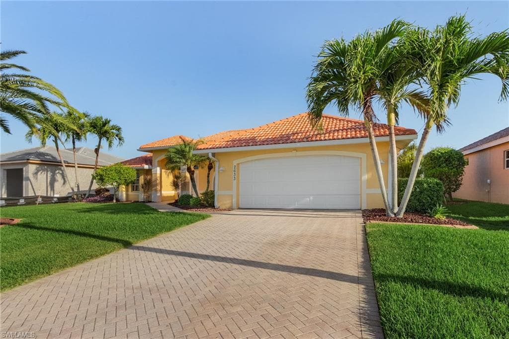 2633 SW 47th TER CAPE CORAL, FL 33914