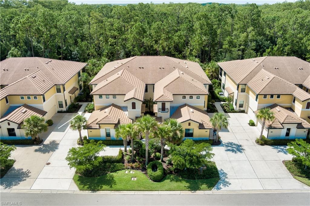 10467 Casella WAY 101 FORT MYERS, FL 33913