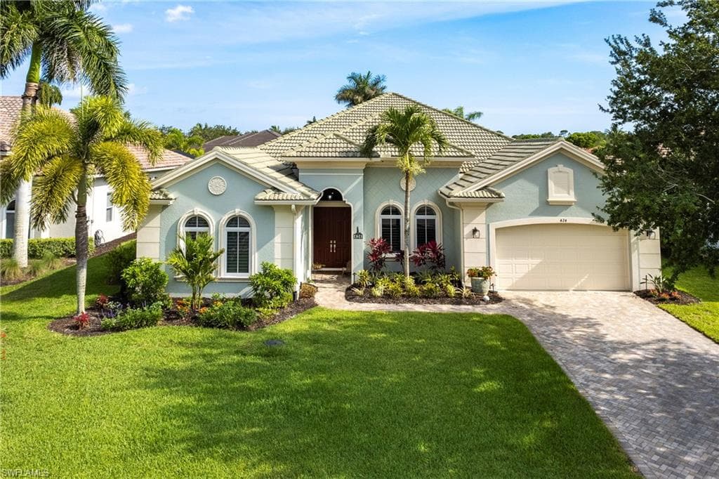 424 Saddlebrook LN NAPLES, FL 34110