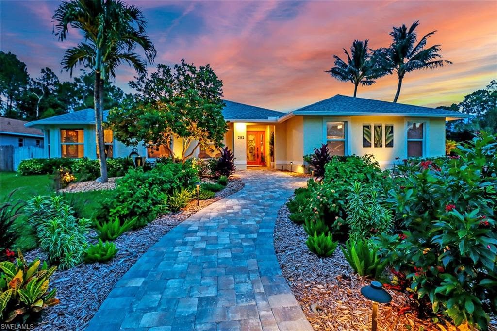 282 Saybrook CT NAPLES, FL 34110