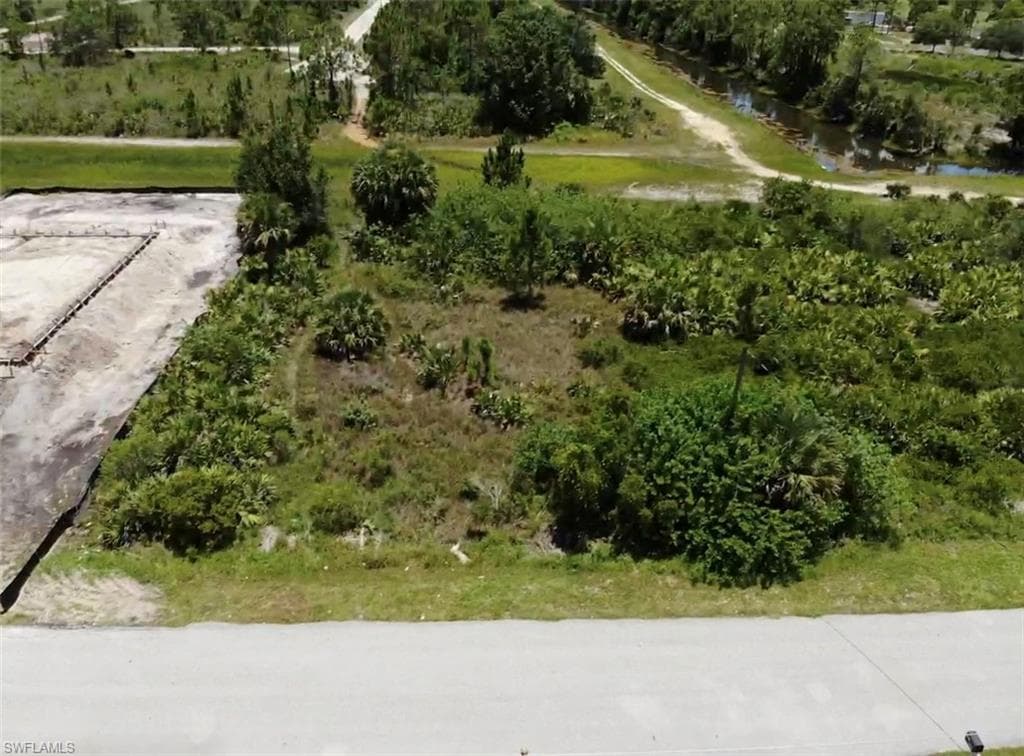 433 Willowbrook DR LEHIGH ACRES, FL 33972