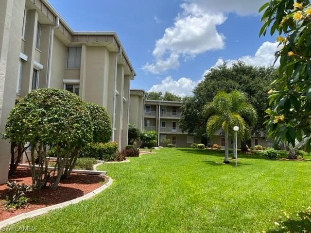 2244 Winkler AVE 208 FORT MYERS, FL 33901