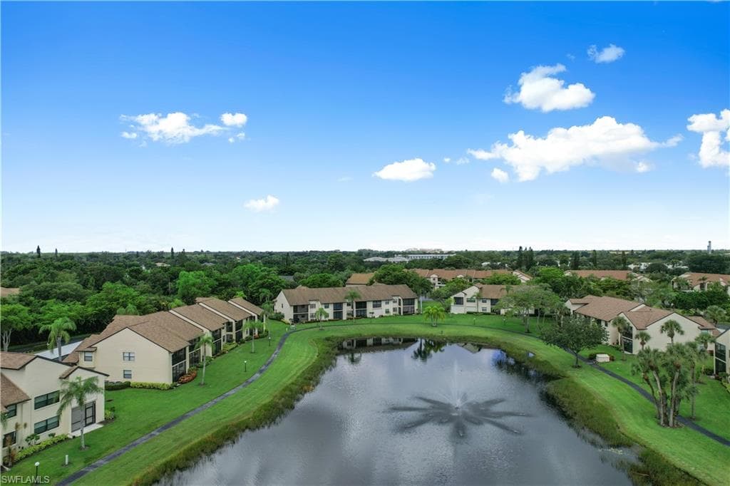 8537 Charter Club CIR 8 FORT MYERS, FL 33919