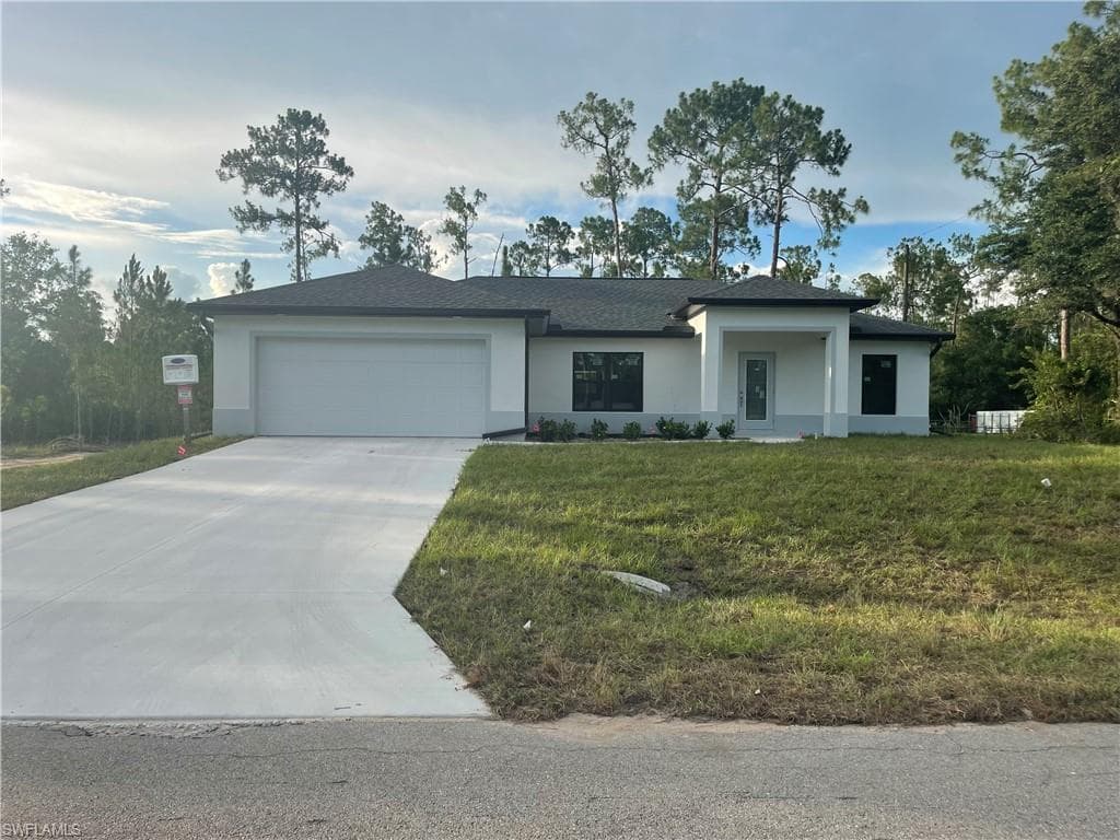 1303 E 13th ST LEHIGH ACRES, FL 33972