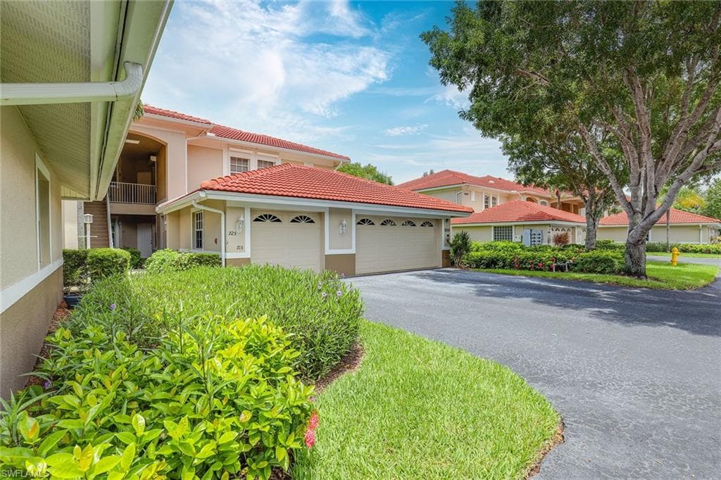 8095 Celeste DR 715 NAPLES, FL 34113