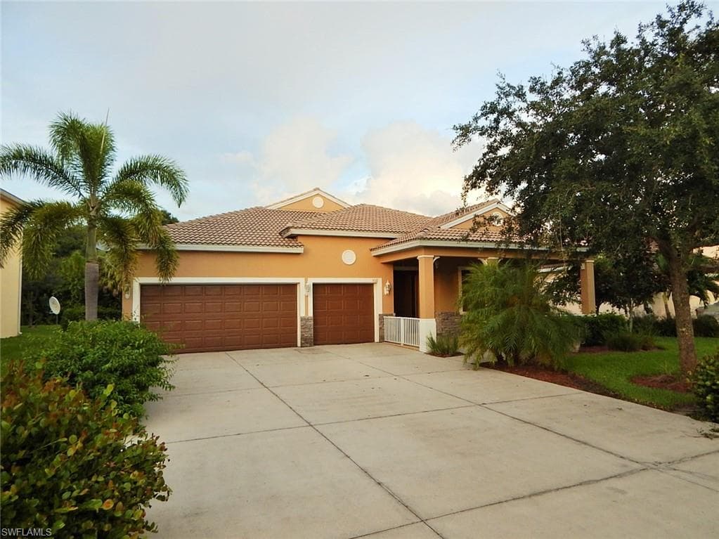 3021 Lake Butler CT CAPE CORAL, FL 33909