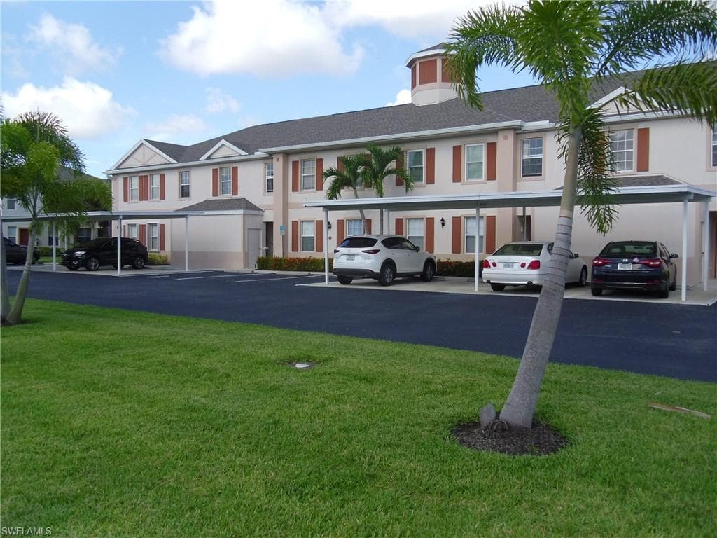 4213 Liron AVE 201 FORT MYERS, FL 33916
