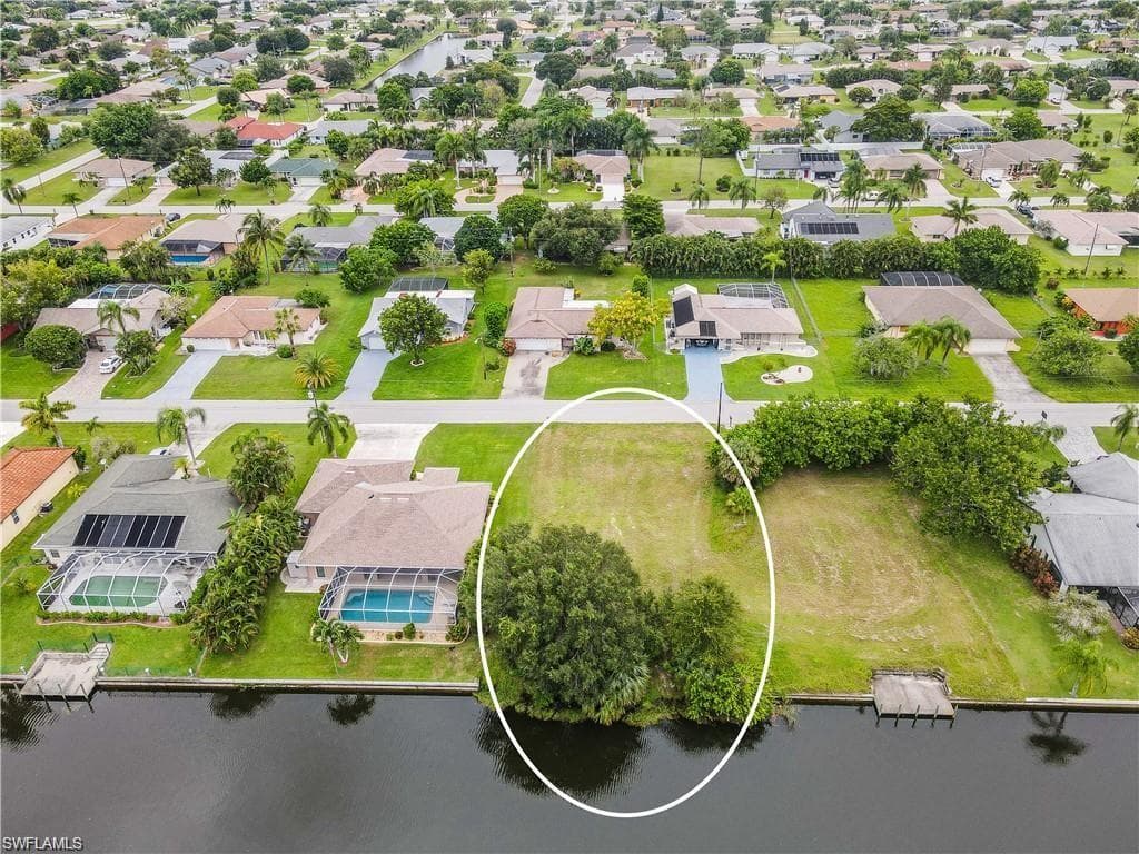 1826 SE 6th LN CAPE CORAL, FL 33990