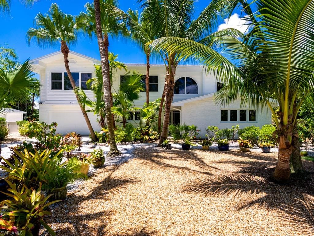 1543 San Carlos Bay DR SANIBEL, FL 33957