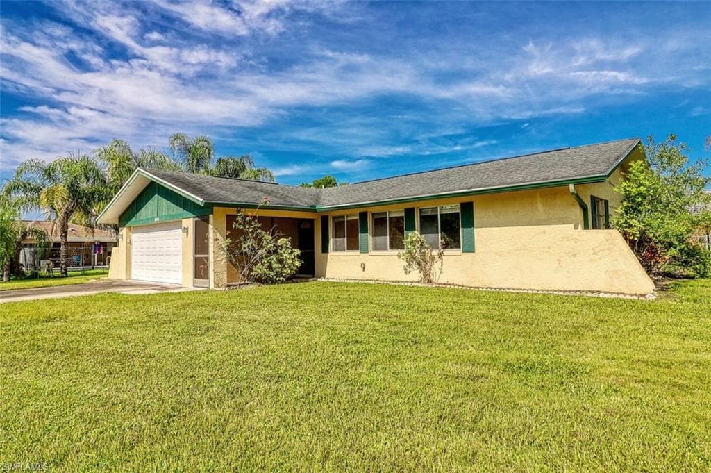 942 Adelphi CT FORT MYERS, FL 33919