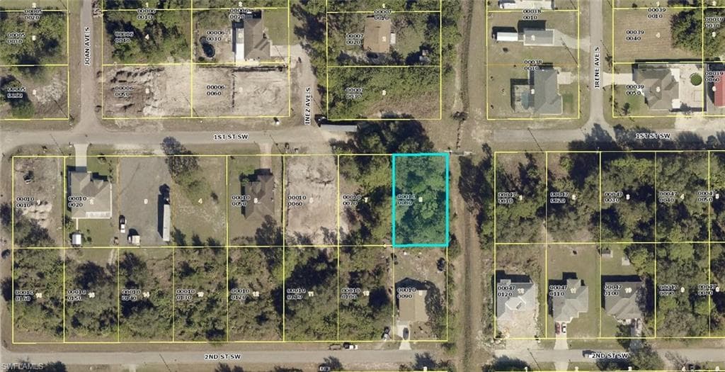 2915 1st ST SW LEHIGH ACRES, FL 33976