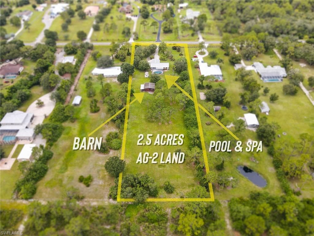 17621 Oak Creek RD ALVA, FL 33920