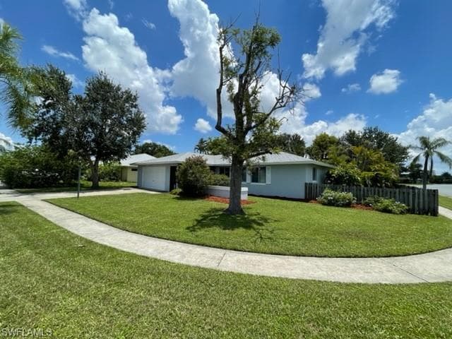 6920 Kimberly TER FORT MYERS, FL 33919