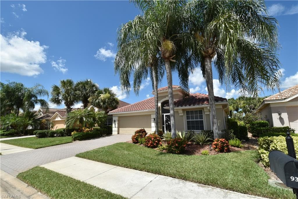 9333 Independence WAY FORT MYERS, FL 33913
