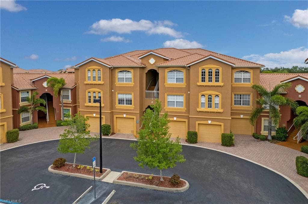 15585 Ocean Walk CIR 307 FORT MYERS, FL 33908