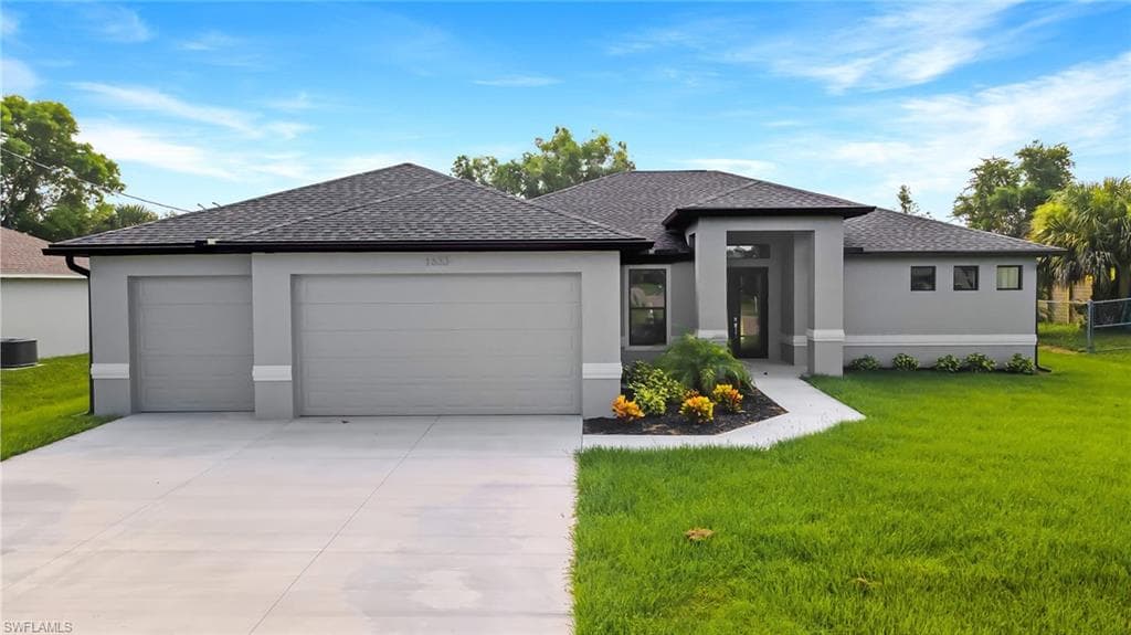 1633 SW 22nd CT CAPE CORAL, FL 33991