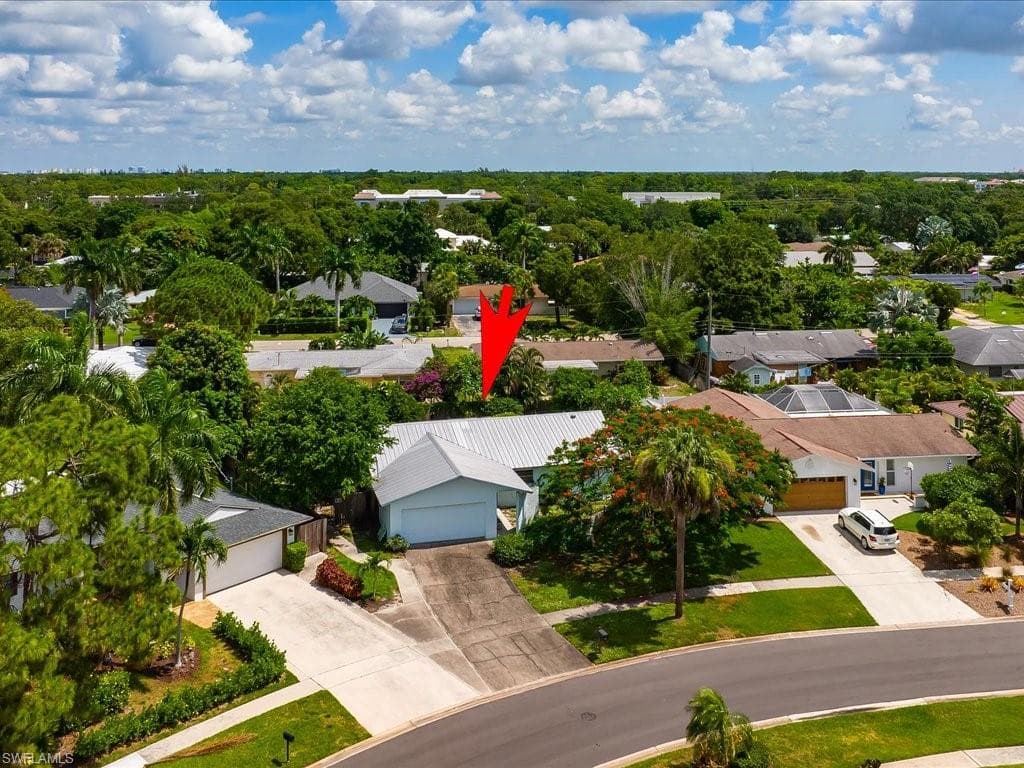 1235 Woodridge AVE NAPLES, FL 34103