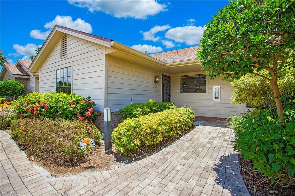 6625 Ilex CIR B NAPLES, FL 34109