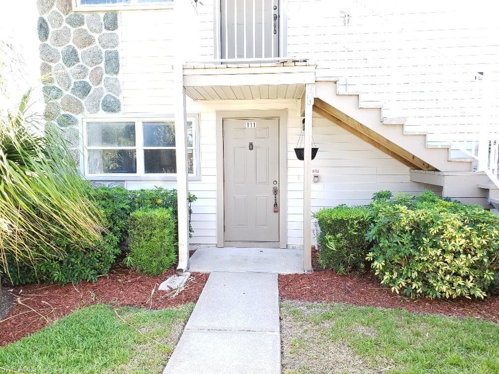 5917 Littlestone CT 111 NORTH FORT MYERS, FL 33903