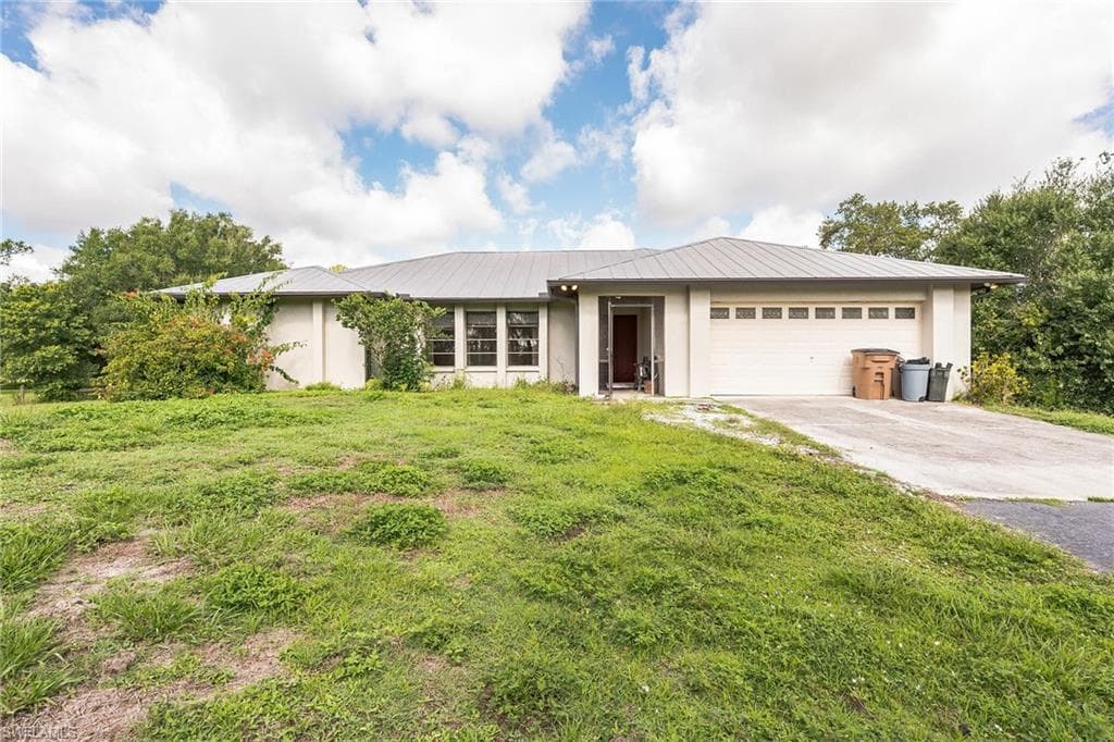 6170 Neal RD FORT MYERS, FL 33905