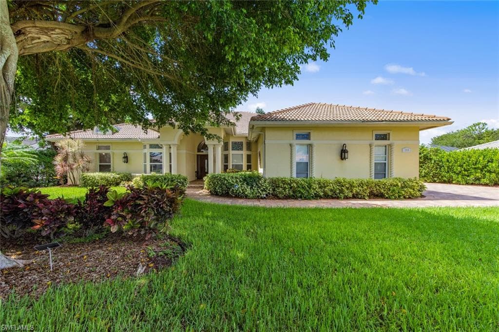 346 Wimbledon LN NAPLES, FL 34104