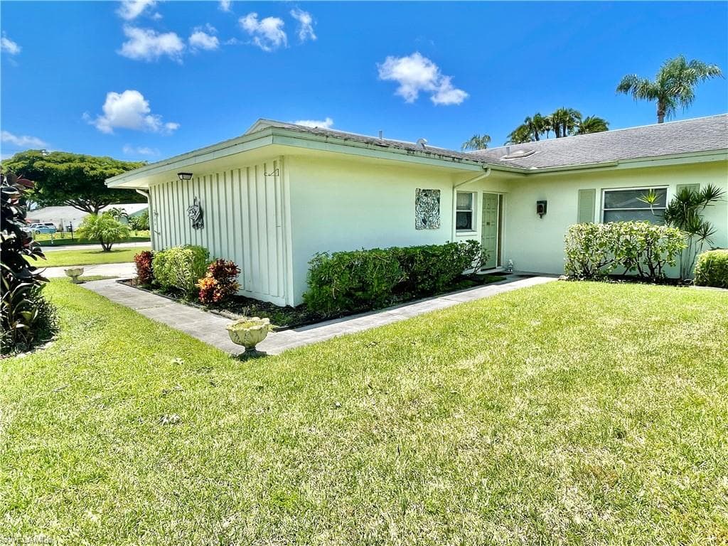 5586 Trellis LN FORT MYERS, FL 33919