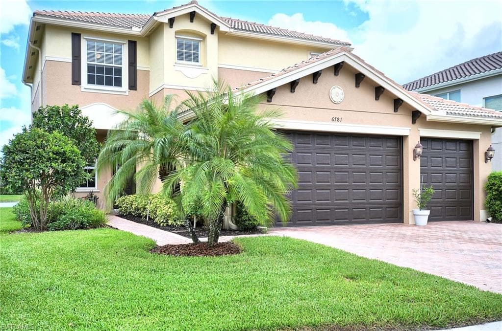 6781 Del Mar TER NAPLES, FL 34105