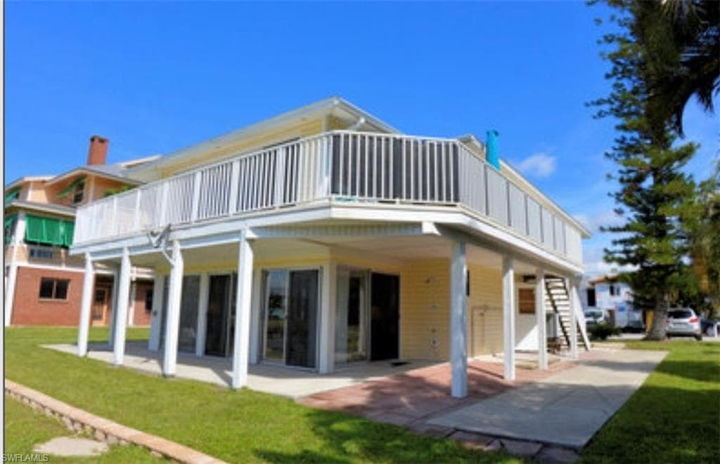 4 Pepita ST FORT MYERS BEACH, FL 33931
