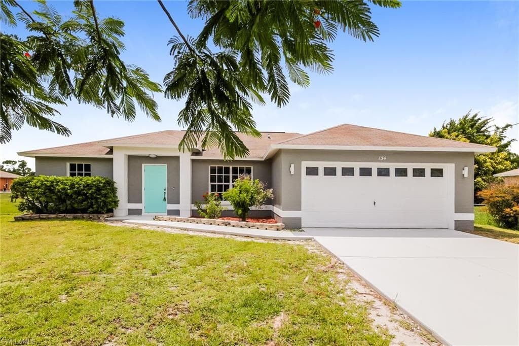 134 Zenith CIR FORT MYERS, FL 33913