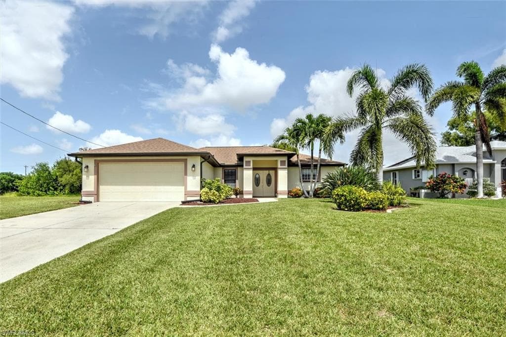 614 SE 8th PL CAPE CORAL, FL 33990