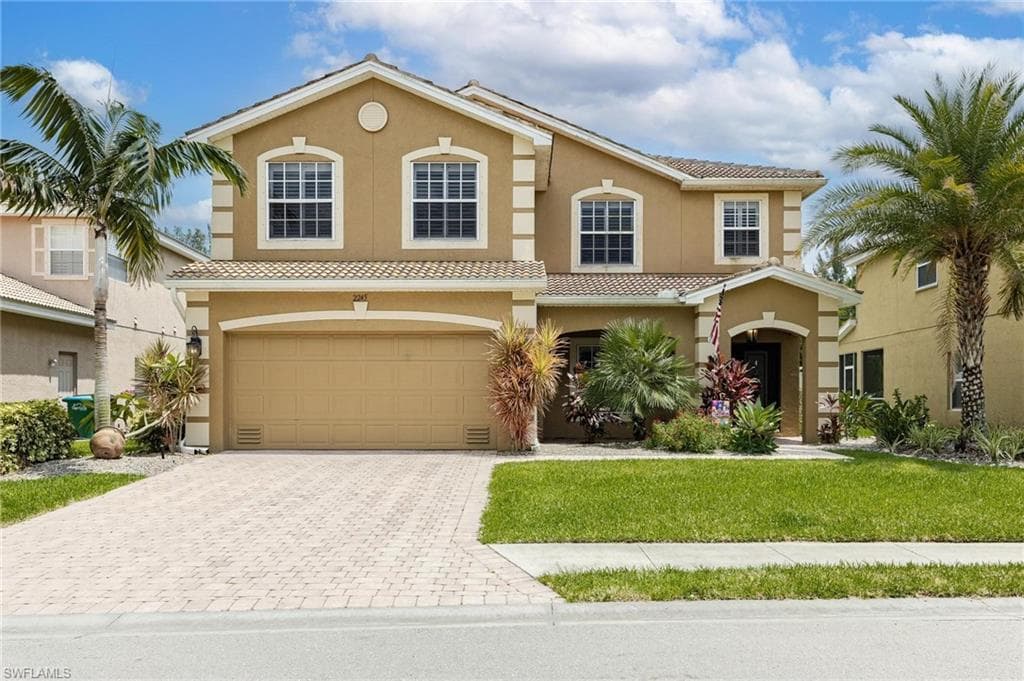 2245 Cape Heather CIR CAPE CORAL, FL 33991