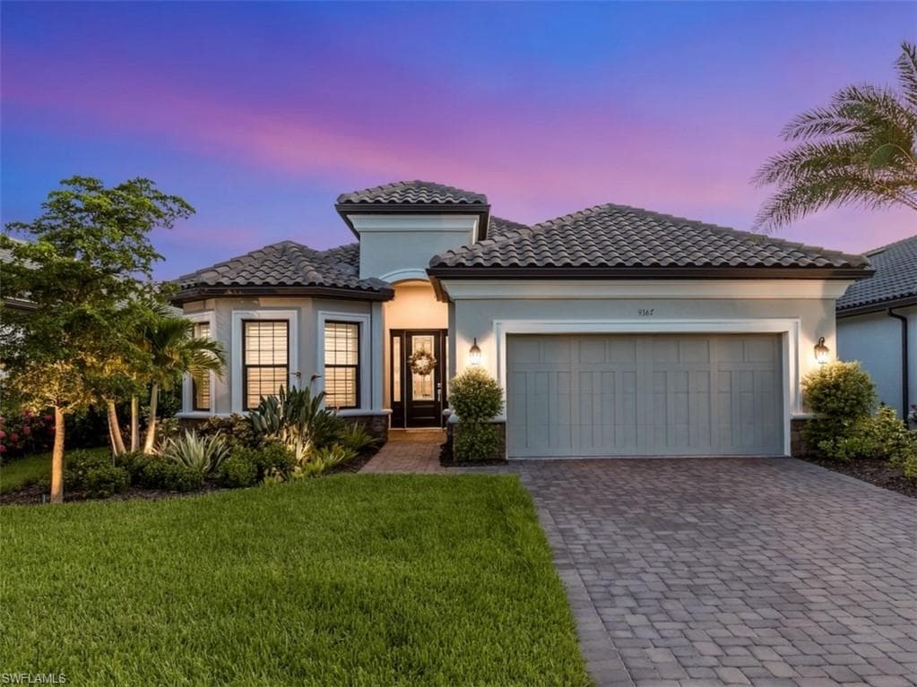 9367 Carretto DR NAPLES, FL 34119
