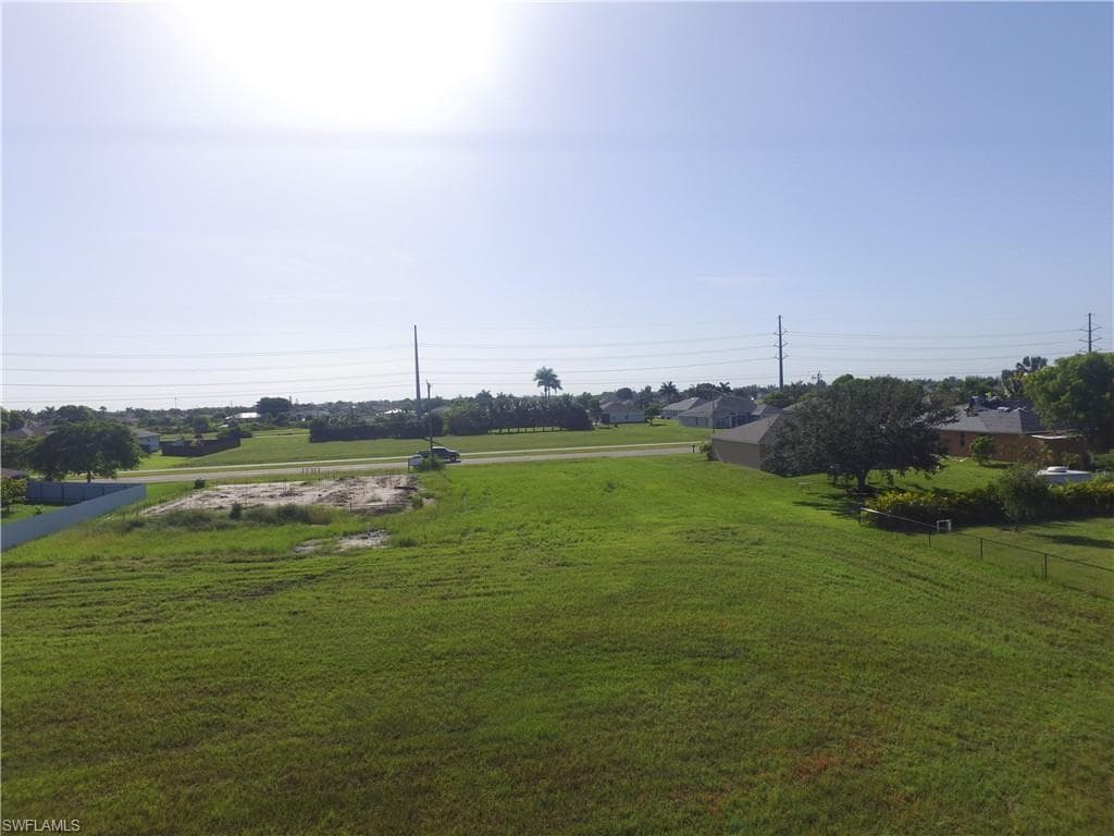 221 NW 24th PL CAPE CORAL, FL 33993