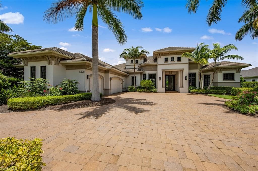 5899 Burnham RD NAPLES, FL 34119