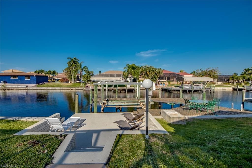 3522 SE 18th PL CAPE CORAL, FL 33904