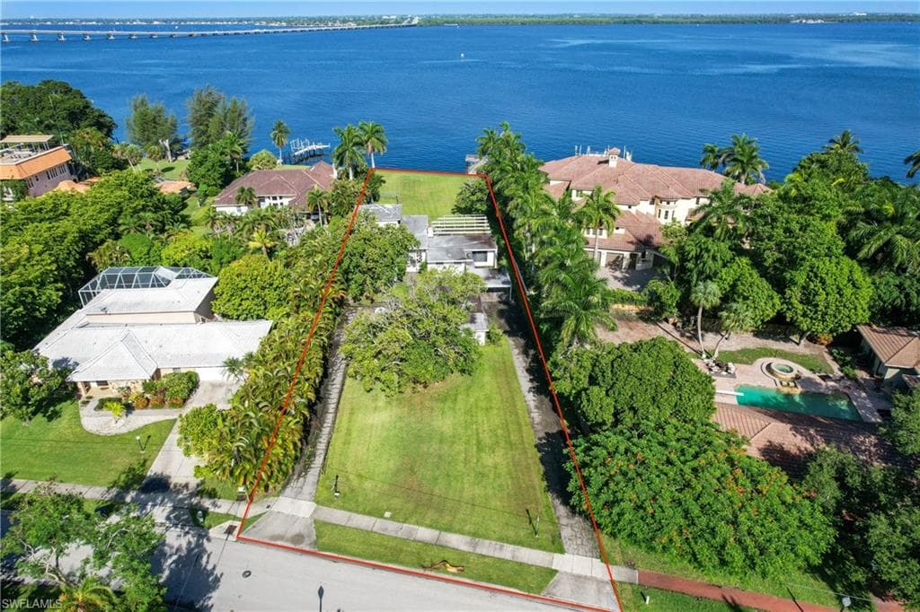 3752 Harold AVE FORT MYERS, FL 33901