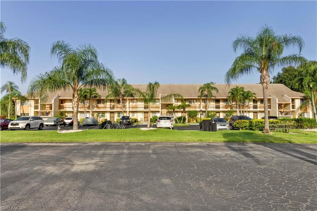 13130 White Marsh LN 100 FORT MYERS, FL 33912