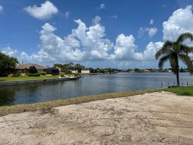 1026 4th PL CAPE CORAL, FL 33991