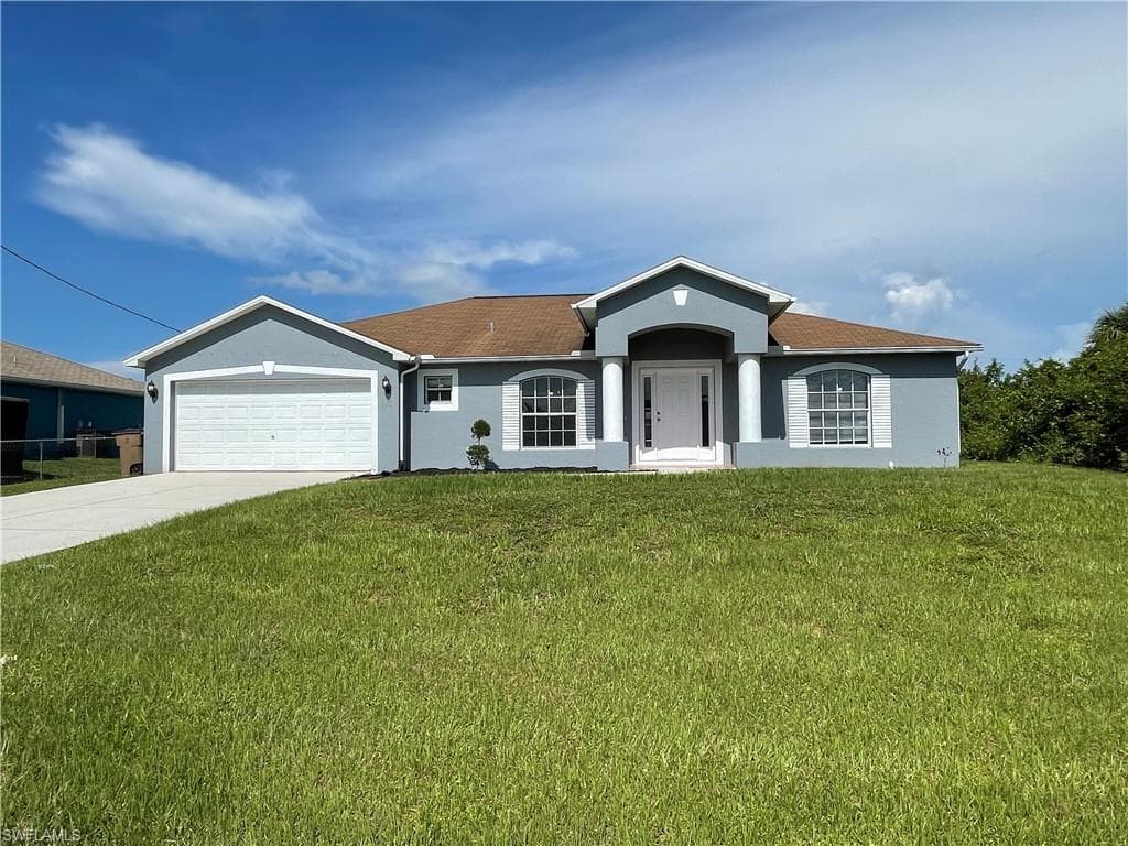 323 LABREE AVE S LEHIGH ACRES, FL 33974