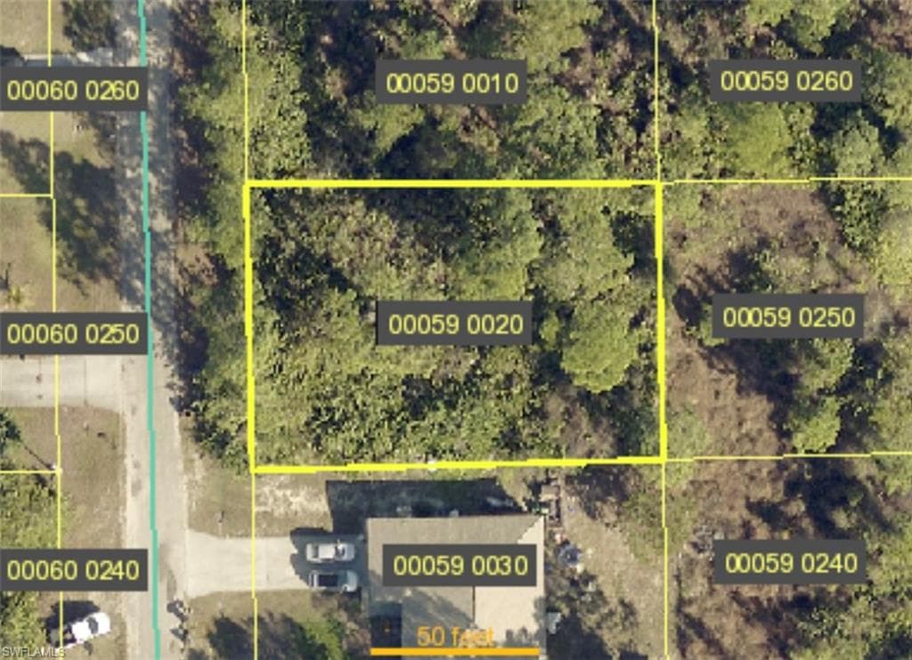 2022 McArthur AVE ALVA, FL 33920