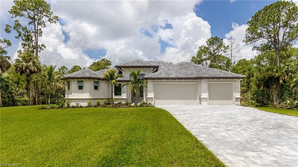 543 27th ST SW NAPLES, FL 34117