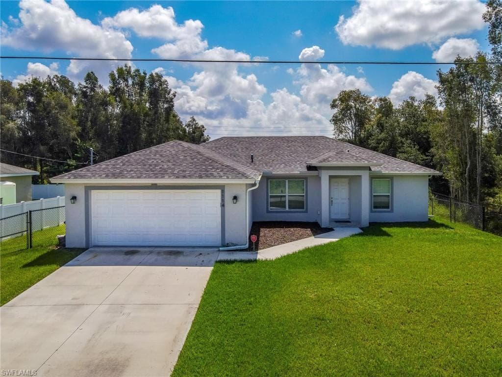 1114 Chapel AVE LEHIGH ACRES, FL 33971
