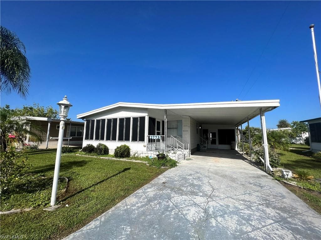 2773 Teakwood BLVD NORTH FORT MYERS, FL 33917