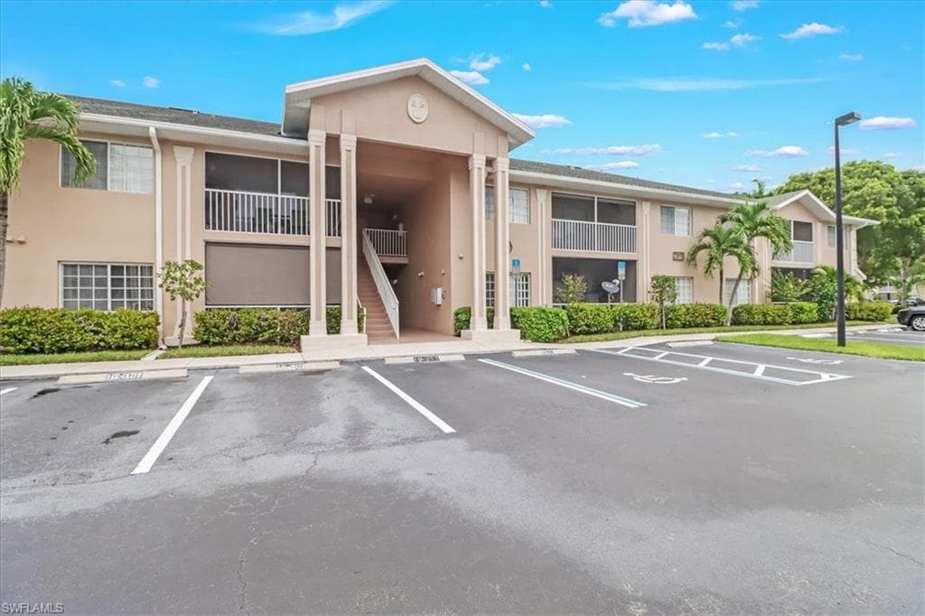27095 MATHESON AVE 103 BONITA SPRINGS, FL 34135