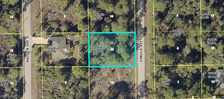 228 Pinola AVE S LEHIGH ACRES, FL 33974