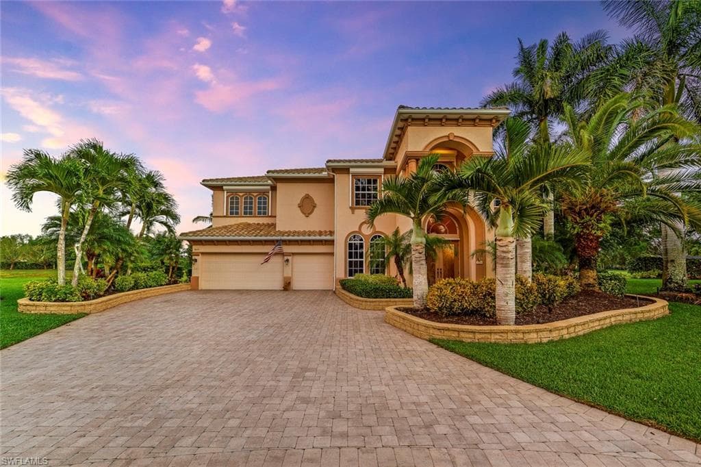 8620 El Mirasol CT ESTERO, FL 33967