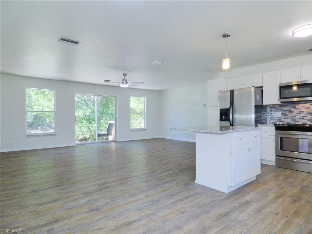 3599 Tangelo DR ST. JAMES CITY, FL 33956