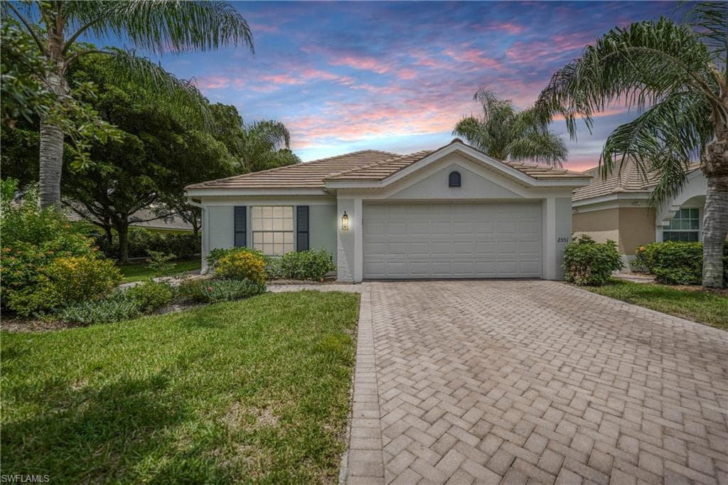 2551 Belleville CT CAPE CORAL, FL 33991